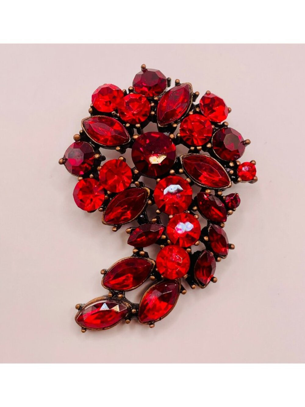 New Without Tags Red Rhinestone Leaf Brooch Pin -27B